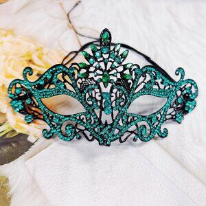 Emerald Crystal Masquerade Mask, Black Mask, Party Mask, Masquerade Ball Mask
